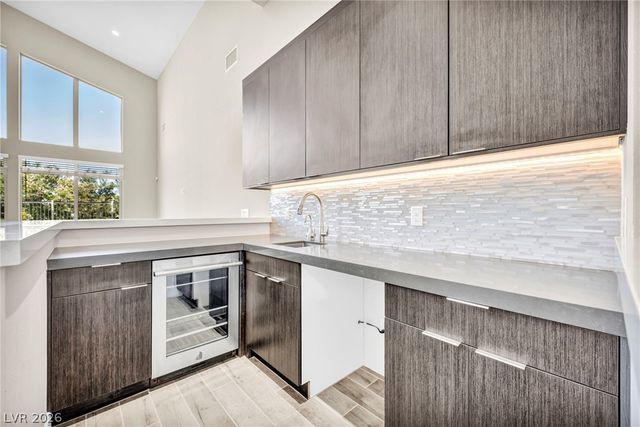 6184 Willow Rock Street, Las Vegas, NV 89135
