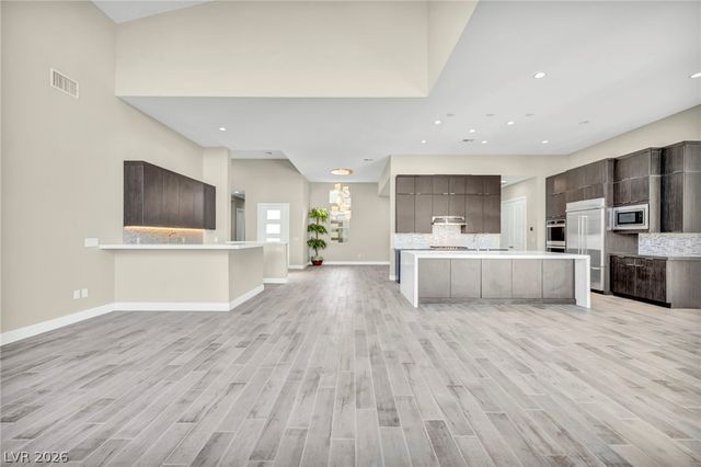 6184 Willow Rock Street, Las Vegas, NV 89135
