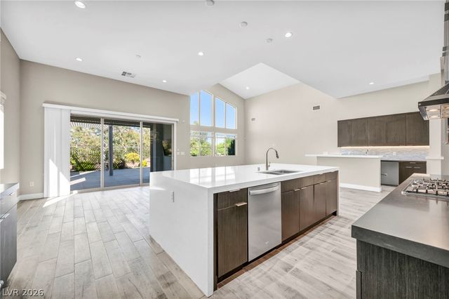 6184 Willow Rock Street, Las Vegas, NV 89135