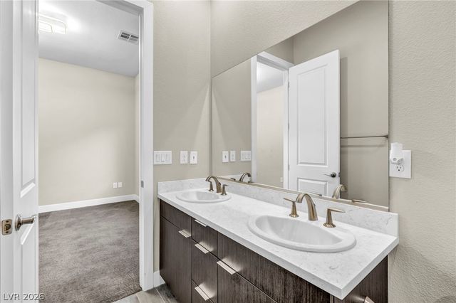 6184 Willow Rock Street, Las Vegas, NV 89135