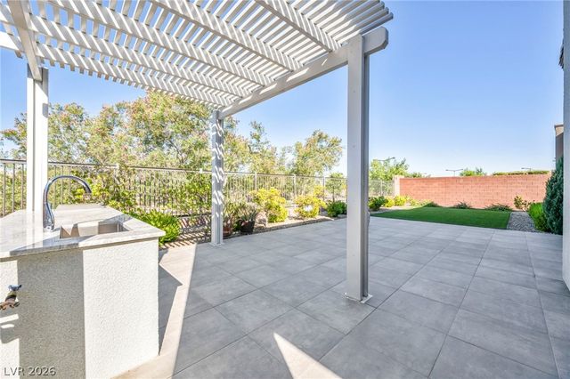 6184 Willow Rock Street, Las Vegas, NV 89135