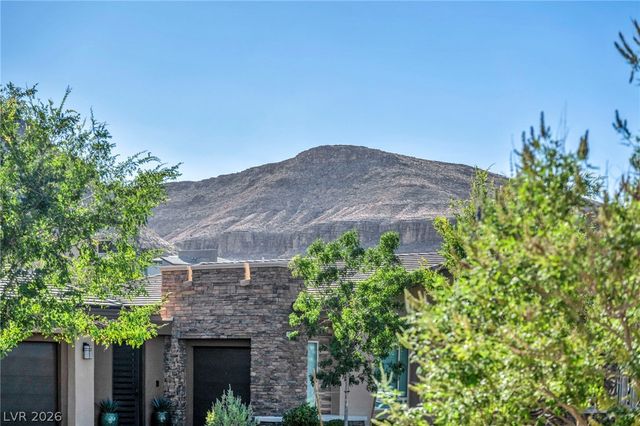 6184 Willow Rock Street, Las Vegas, NV 89135