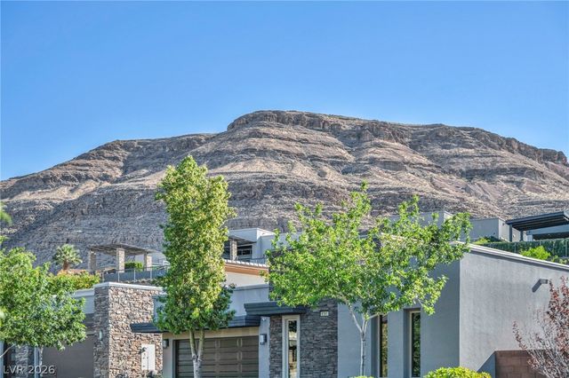 6184 Willow Rock Street, Las Vegas, NV 89135