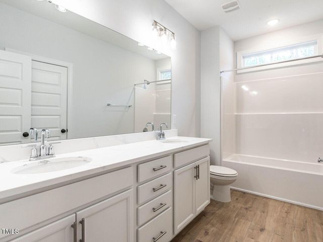 214 Green Pines Estates Drive, Kenly, NC 27542