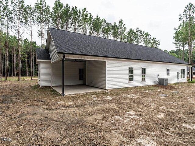 214 Green Pines Estates Drive, Kenly, NC 27542