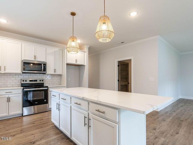 214 Green Pines Estates Drive, Kenly, NC 27542