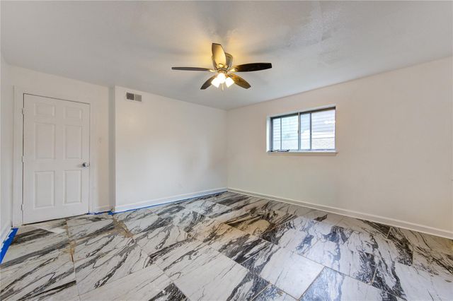 2117 Willow Wisp Drive, Seabrook, TX 77586