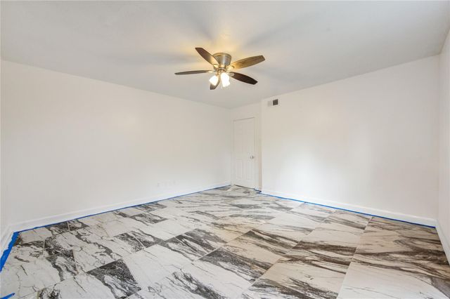 2117 Willow Wisp Drive, Seabrook, TX 77586