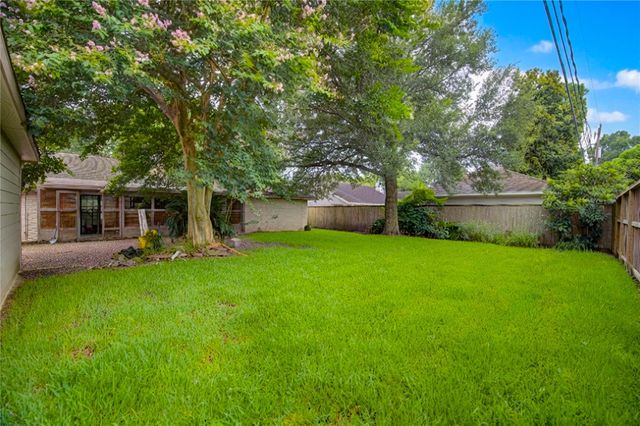 2117 Willow Wisp Drive, Seabrook, TX 77586