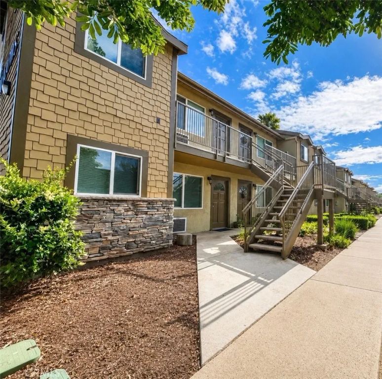 1200 S San Antonio Avenue 17, Ontario, CA 91762