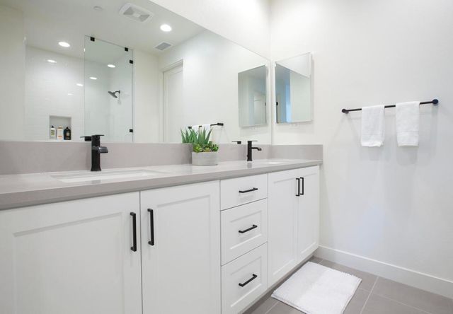 80215 Whisper Rock Way, La Quinta, CA 92253