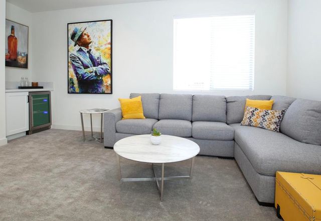 80215 Whisper Rock Way, La Quinta, CA 92253