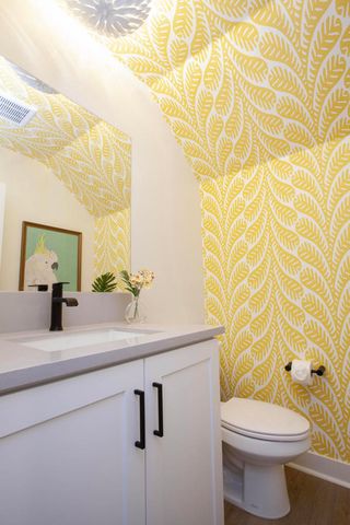 80215 Whisper Rock Way, La Quinta, CA 92253