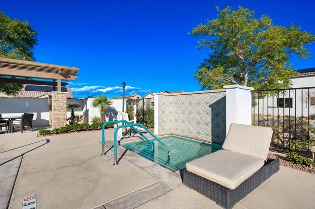 80215 Whisper Rock Way, La Quinta, CA 92253