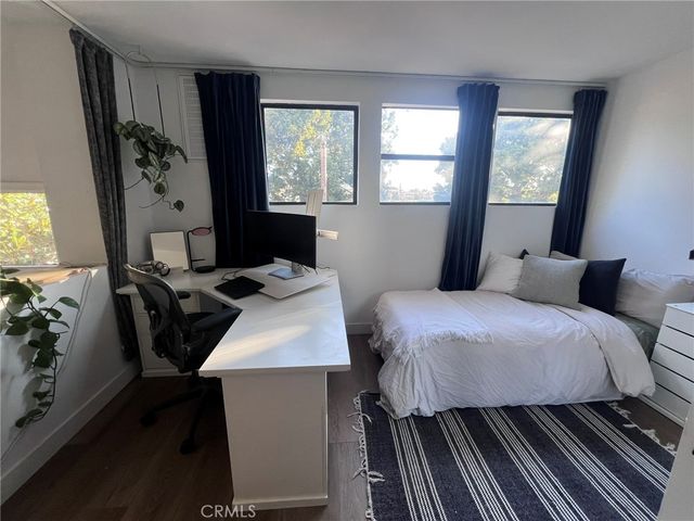 1705 S Westgate Avenue 5, Los Angeles, CA 90025