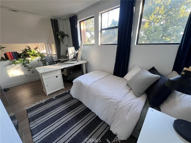 1705 S Westgate Avenue 5, Los Angeles, CA 90025