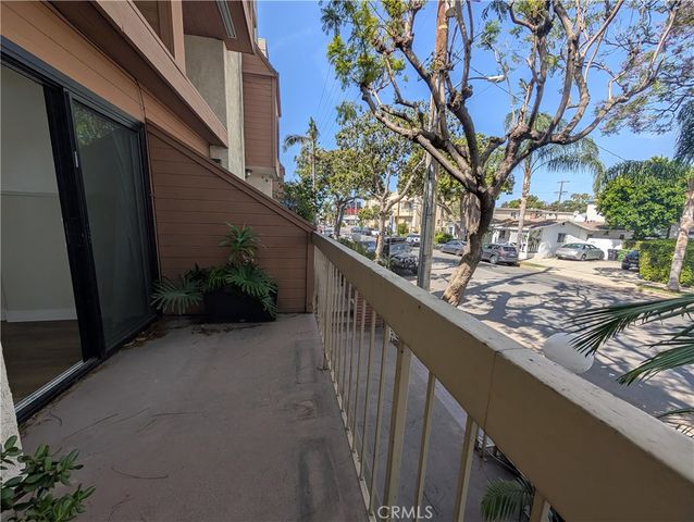 1705 S Westgate Avenue 5, Los Angeles, CA 90025