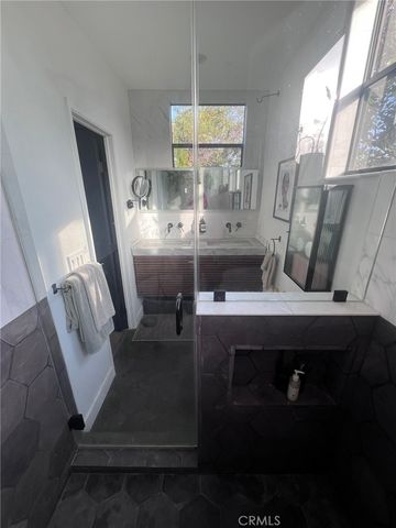 1705 S Westgate Avenue 5, Los Angeles, CA 90025