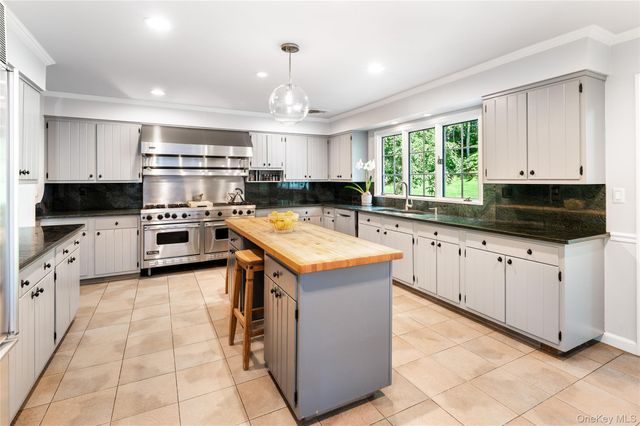 52 Lake Road, Katonah, NY 10536