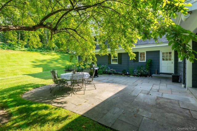 52 Lake Road, Katonah, NY 10536