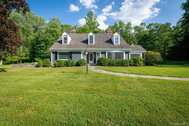 52 Lake Road, Katonah, NY 10536