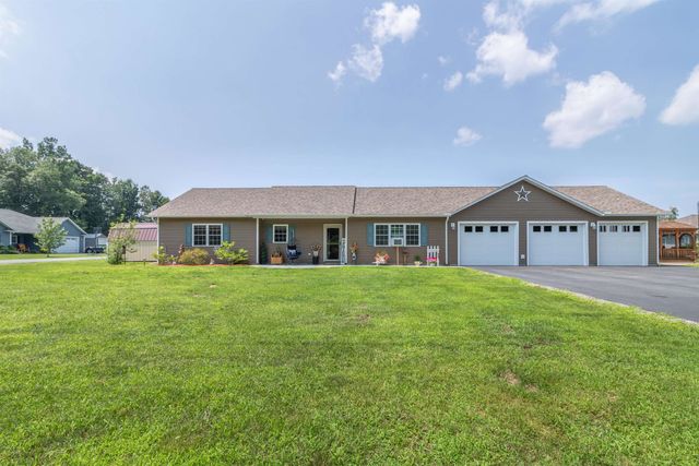 120 Dashner Circle, Derby, VT 05830