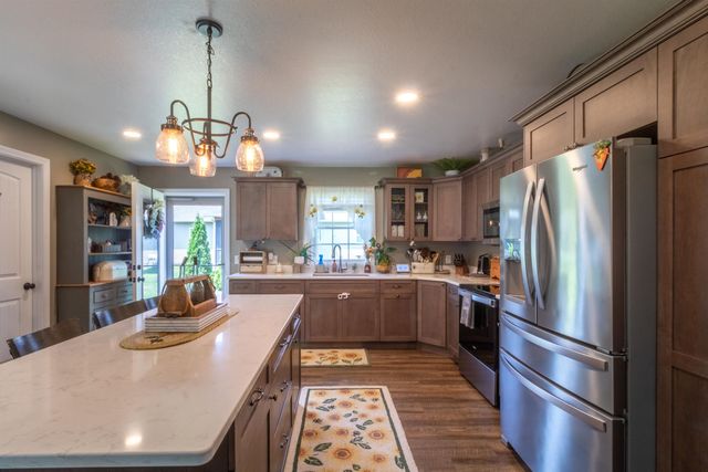 120 Dashner Circle, Derby, VT 05830