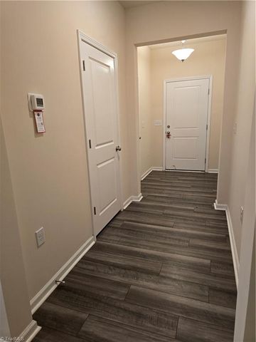 883 Falls Grove Trail, High Point, NC 27265