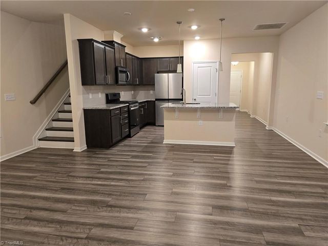 883 Falls Grove Trail, High Point, NC 27265