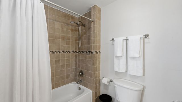 431 E Commerce St, New Braunfels, TX 78130