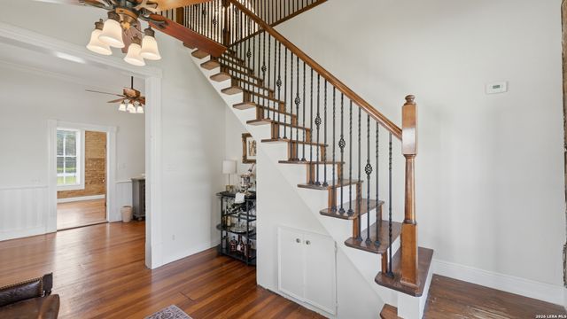 431 E Commerce St, New Braunfels, TX 78130