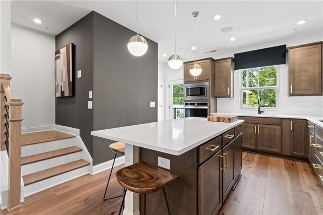 2543 Astaire Court, Atlanta, GA 30318