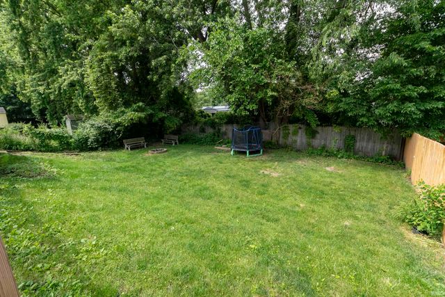 2527 Sampson Street, South Bend, IN 46614