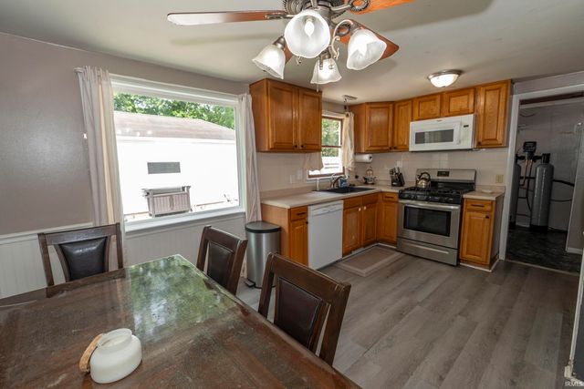 2527 Sampson Street, South Bend, IN 46614