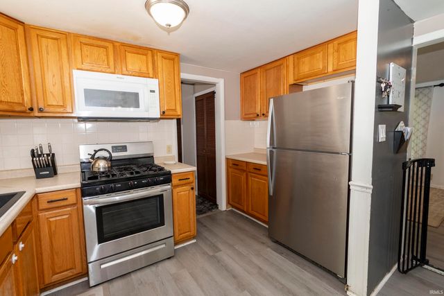 2527 Sampson Street, South Bend, IN 46614