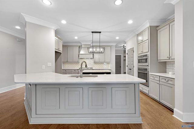 8479 Sedgebrook Drive SE, Owens Cross Roads, AL 35763