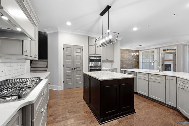 8479 Sedgebrook Drive SE, Owens Cross Roads, AL 35763