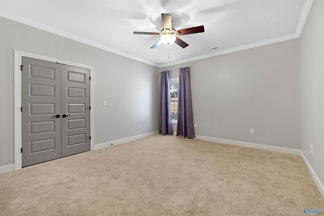 8479 Sedgebrook Drive SE, Owens Cross Roads, AL 35763