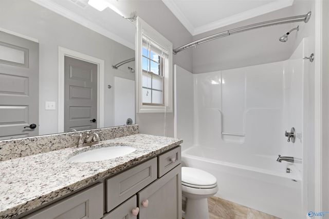 8479 Sedgebrook Drive SE, Owens Cross Roads, AL 35763