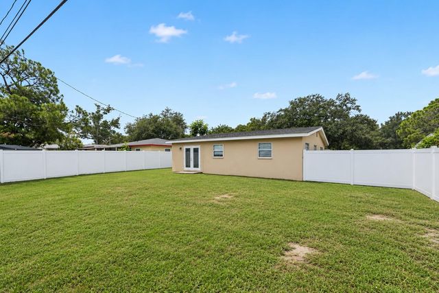 131 EMERALD LANE, Largo, FL 33771