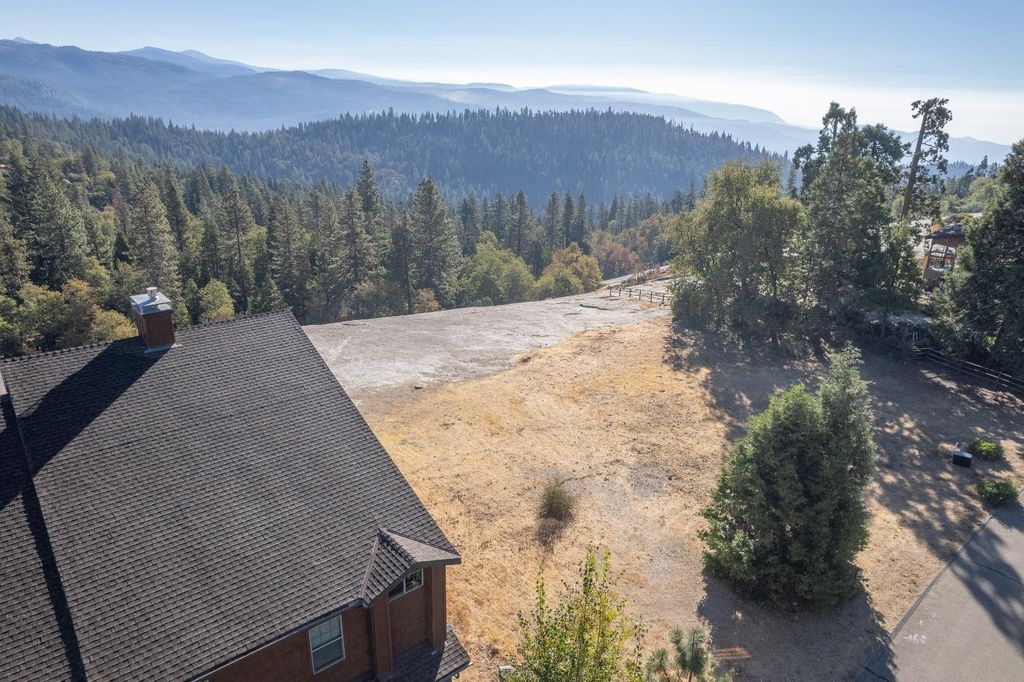 Image 1 of property listing at 42308 Majestic Lane, Shaver Lake, CA 93664