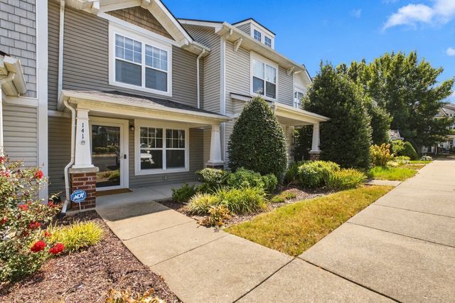 141 Shadow Glen Dr, Nashville, TN 37211