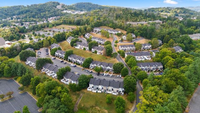 141 Shadow Glen Dr, Nashville, TN 37211