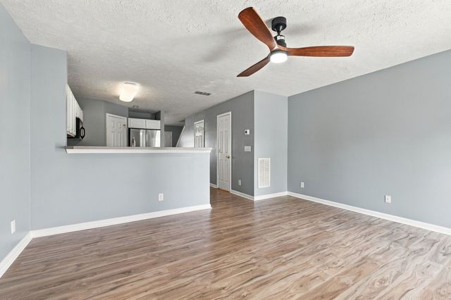 141 Shadow Glen Dr, Nashville, TN 37211