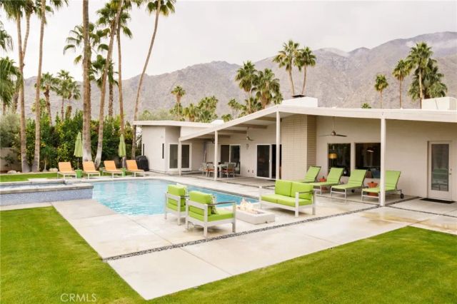 1134 Abrigo Road, Palm Springs, CA 92262