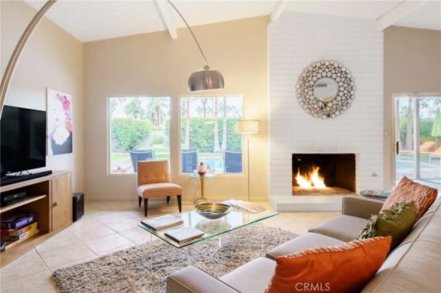 1134 Abrigo Road, Palm Springs, CA 92262