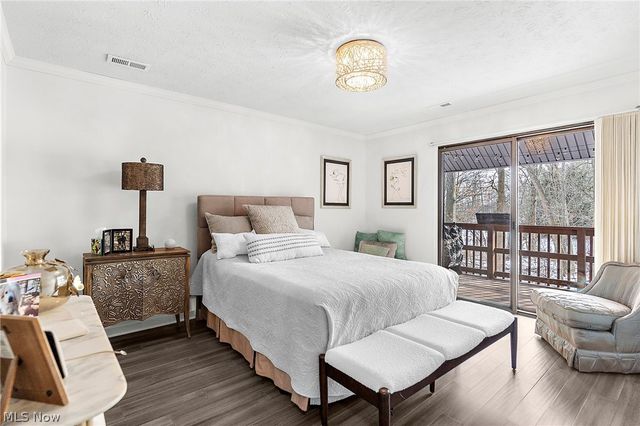 4464 Willowcreek Drive, Howland, OH 44484