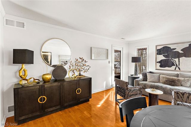 4464 Willowcreek Drive, Howland, OH 44484