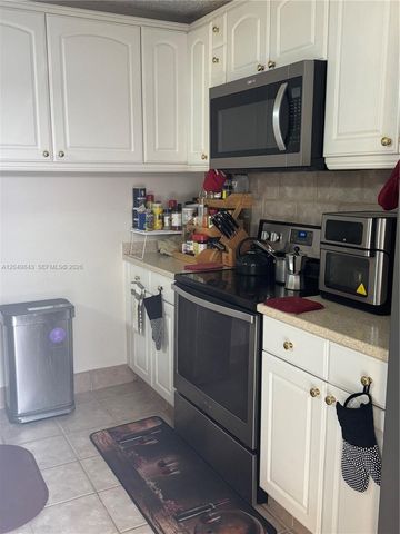 4122 41st Way, West Palm Beach, FL 33407