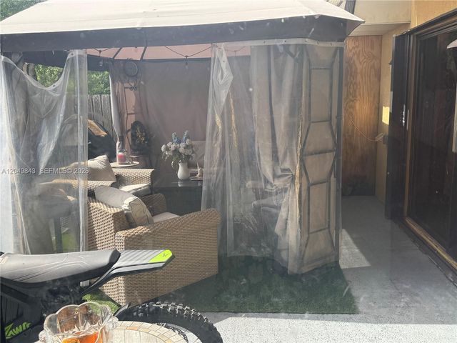 4122 41st Way, West Palm Beach, FL 33407